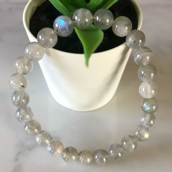 Jewelry - Gray Labradorite 8mm Natural Stone Beads Stretchable Bracelet